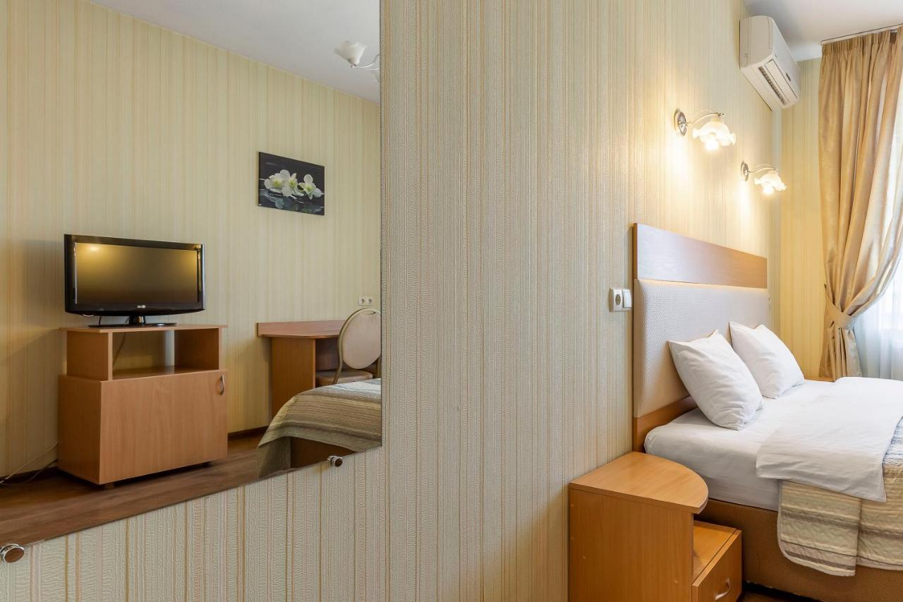 Гостиница Siesta Киев Sofiivska Borshchahivka Eksteriør billede